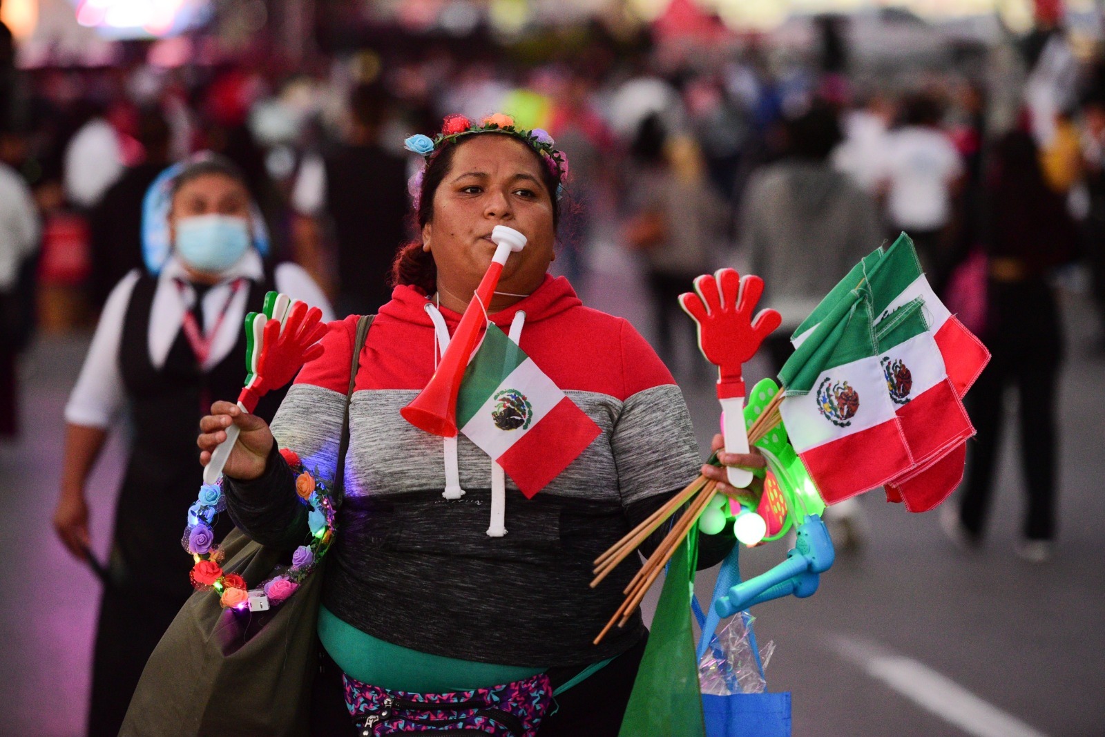 Ayuntamiento de Tijuana exhorta a comerciantes regularizarse para obtener permiso accidental en mes patrio