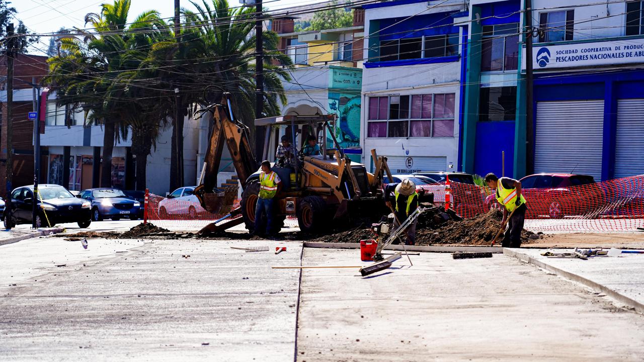 Avanzan cuatro obras viales por más de 2.5 mdp en Ensenada: CAM