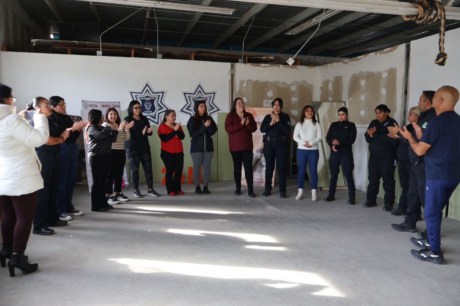 OFRECE IMMUJER TECATE TALLER DE DEFENSA PERSONAL A MUJERES