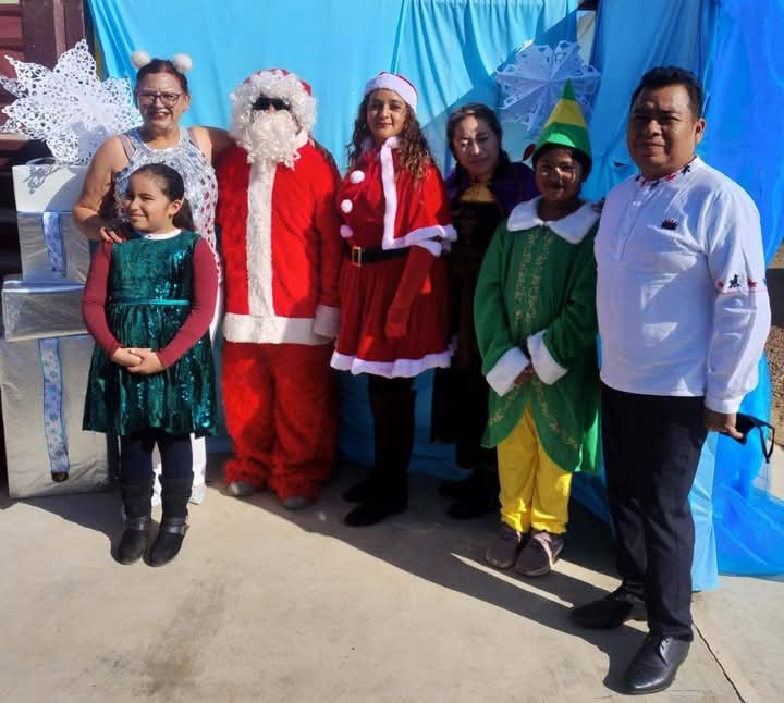 Celebra cultura San Quintin festival navideño con coro infantil bilingüe Kata Ñu´U