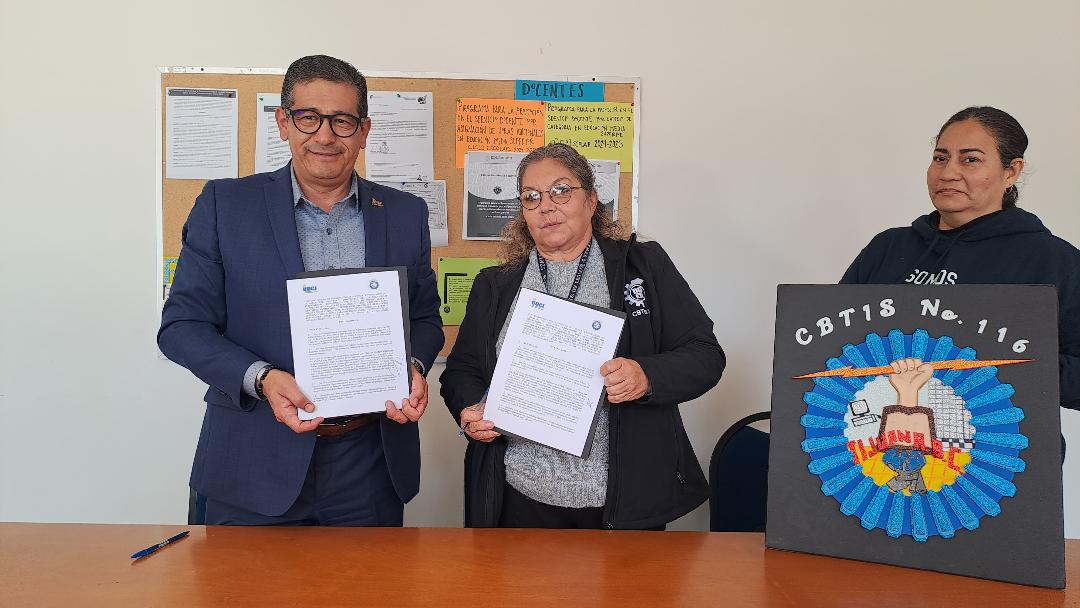 Firman alianza en beneficio de la formación universitaria de futuros egresados de preparatoria