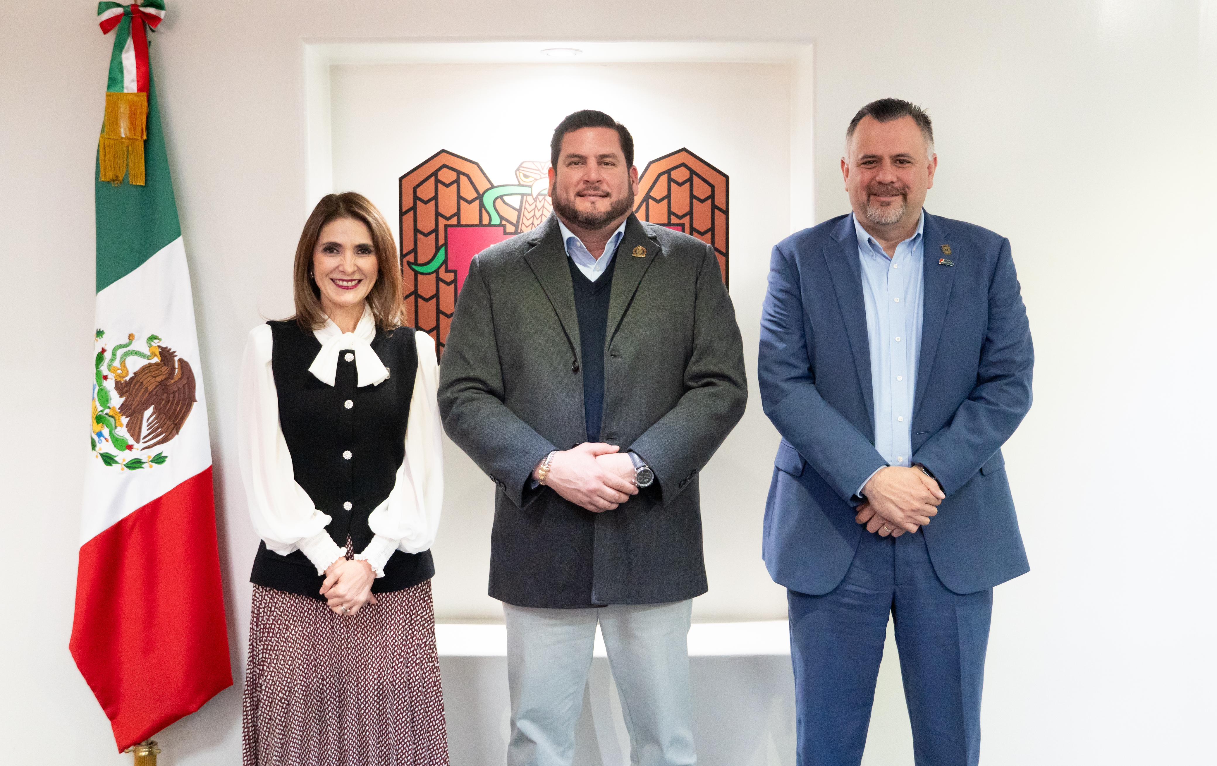 SOSTIENE ALCALDE ISMAEL BURGUEÑO ENCUENTRO CON RECTOR DE LA UNIVERSIDAD AUTÓNOMA DE BAJA CALIFORNIA