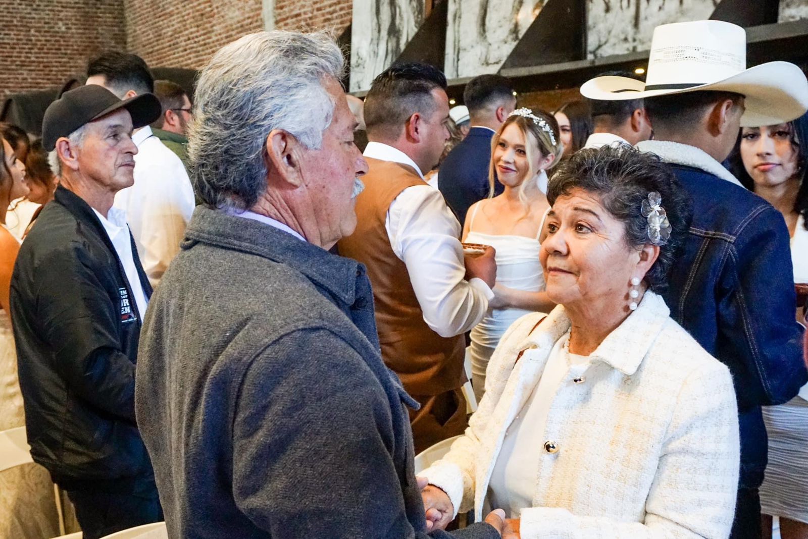 Celebrará Gobierno de Ensenada bodas colectivas por 1 peso