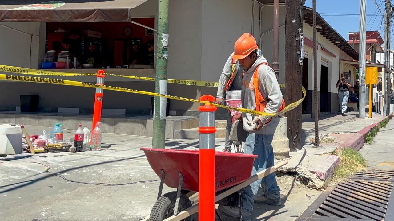 Gobierno de Román Cota inicia transformación de banquetas en la zona centro de Tecate