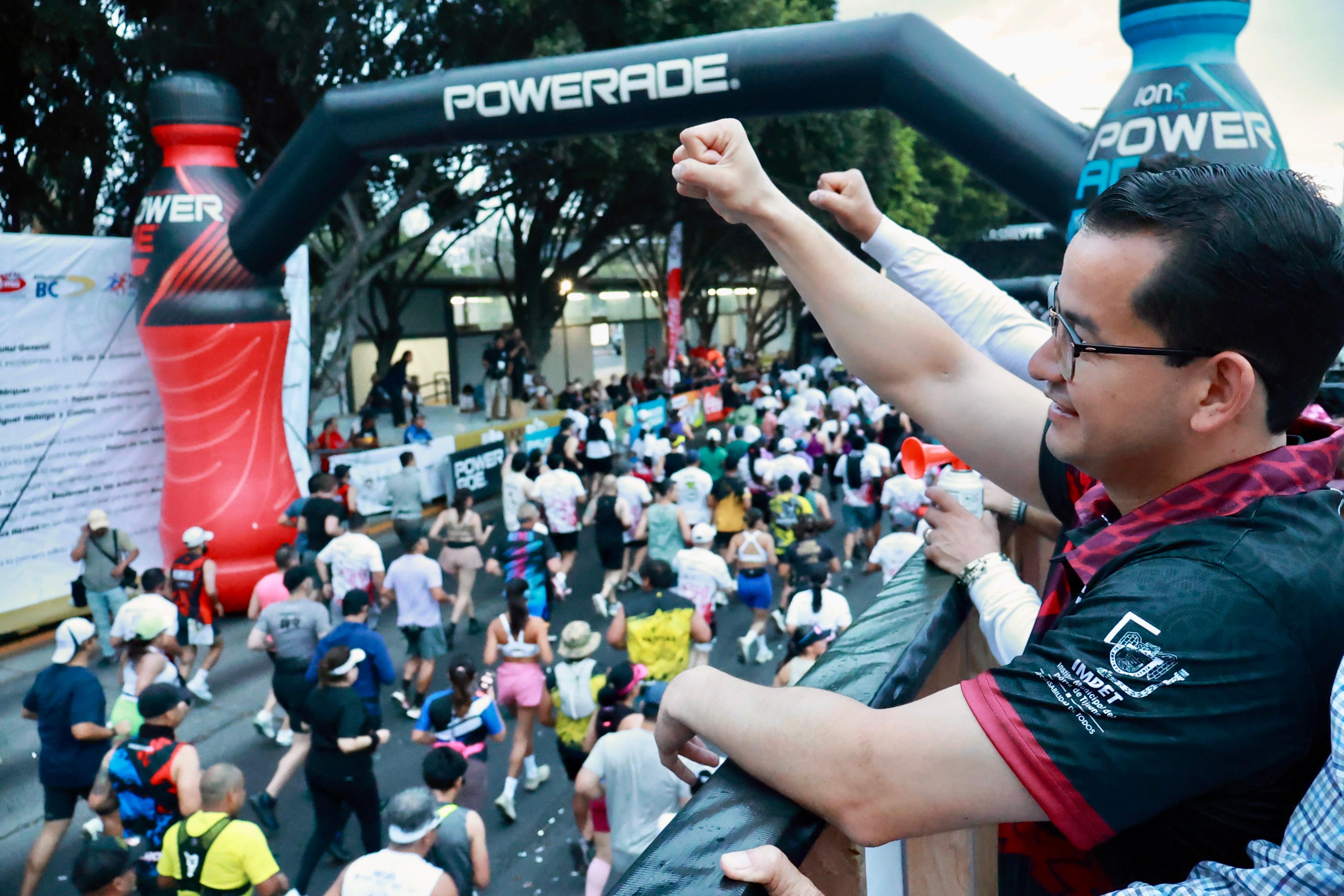 Encabeza alcalde Abdiel Gutiérrez XXXI Medio Maratón Internacional Tijuana 2026